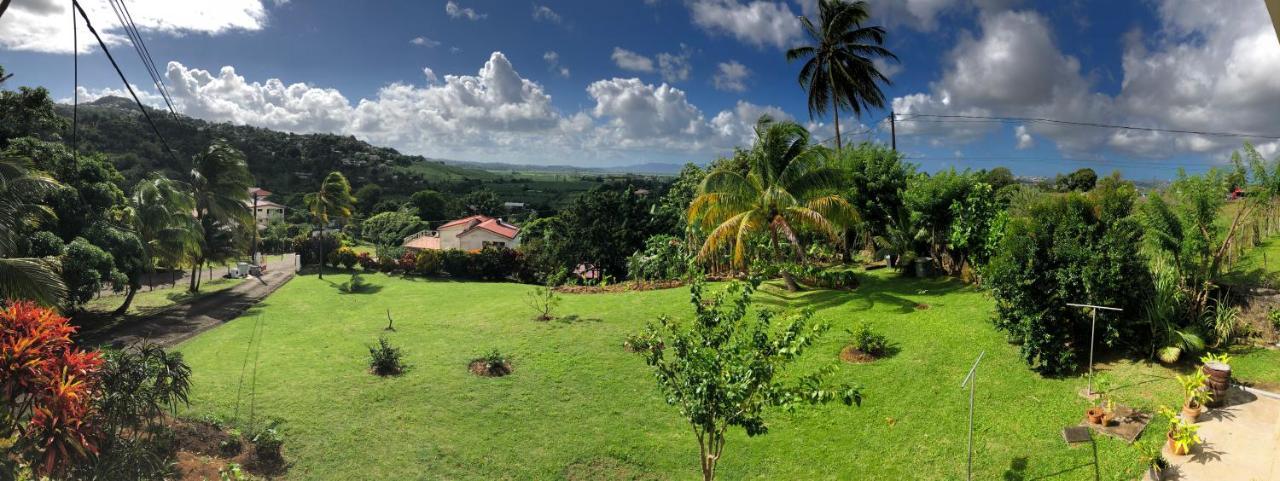 La Colline Business & Tourisme Hotel Le Lamentin Buitenkant foto